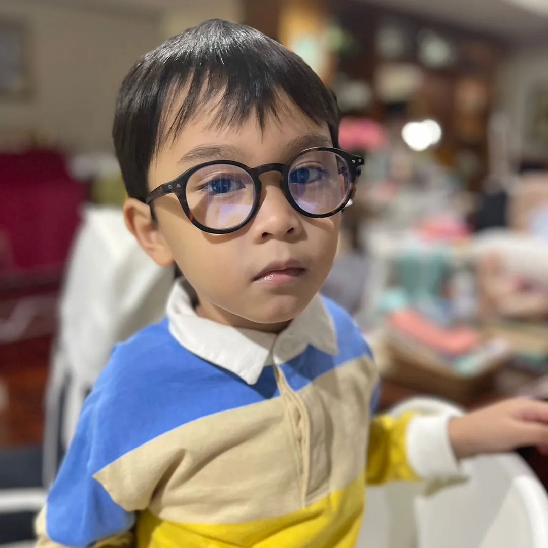 อี๊ฟ - พุทธธิดา ศิระฉายา