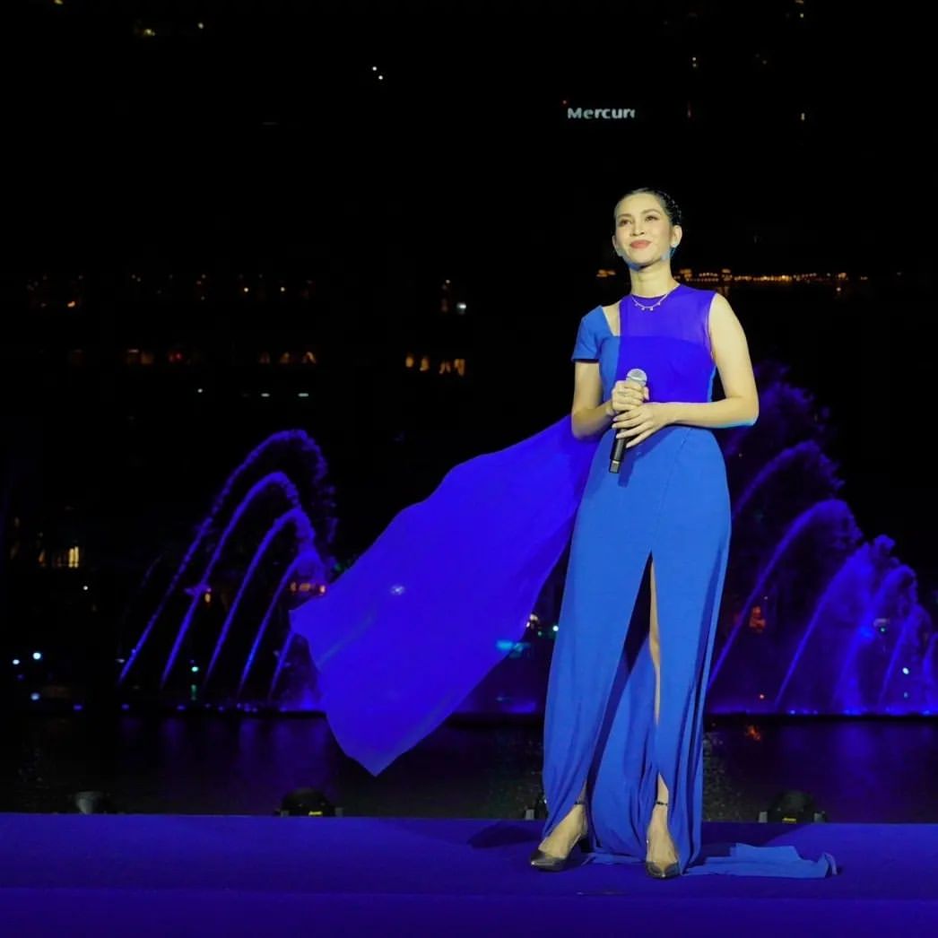 อี๊ฟ - พุทธธิดา ศิระฉายา