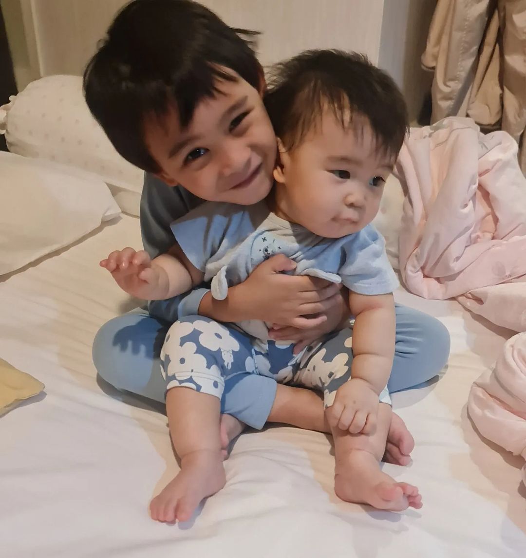 อี๊ฟ - พุทธธิดา ศิระฉายา
