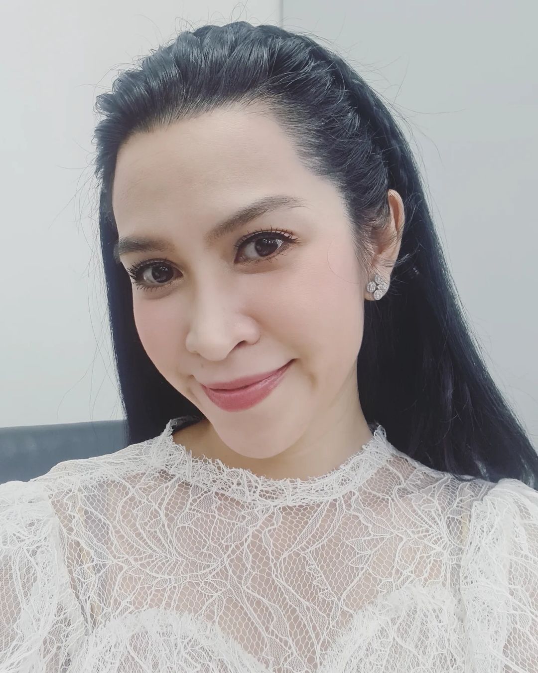 อี๊ฟ - พุทธธิดา ศิระฉายา