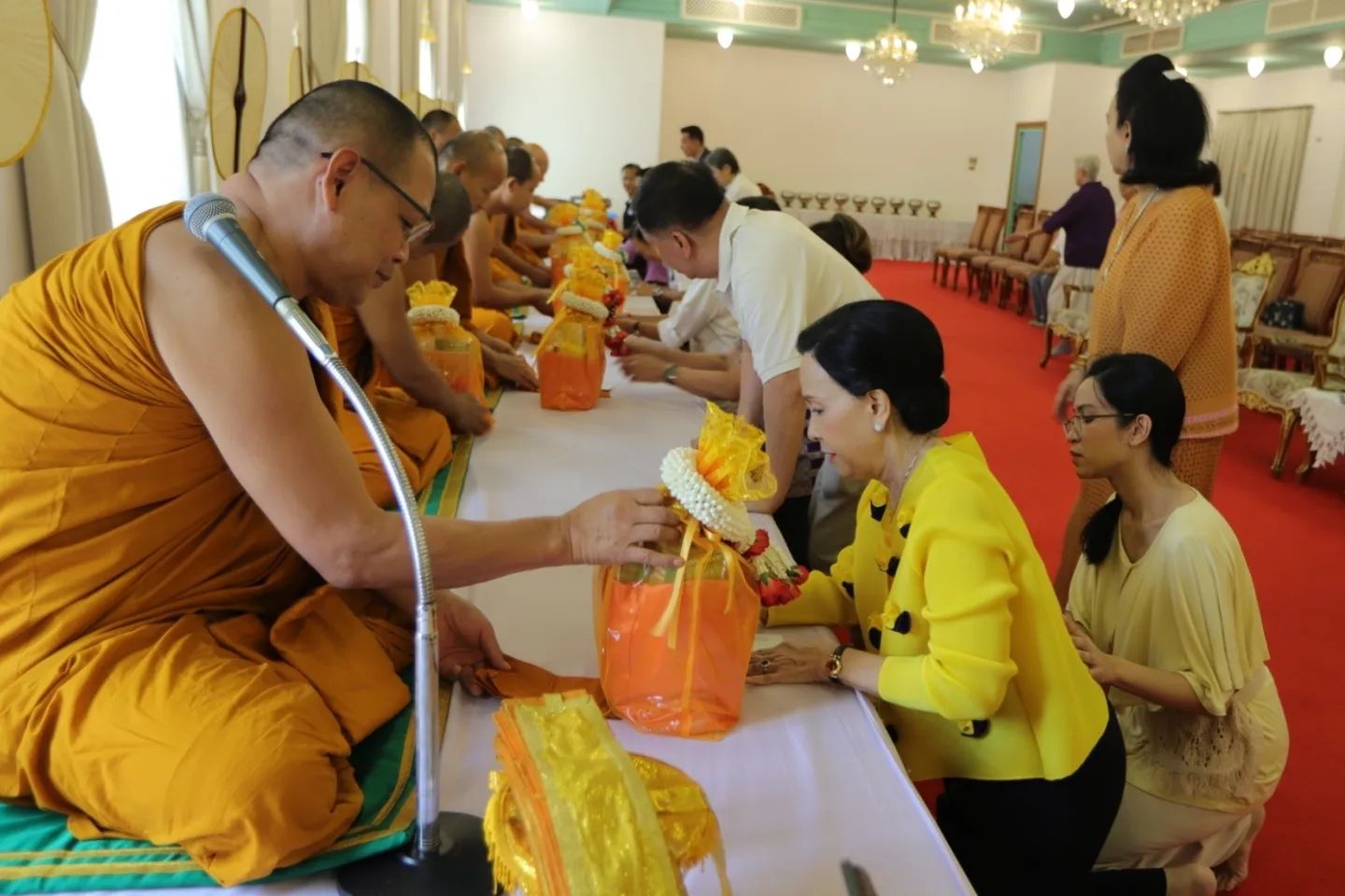 อี๊ฟ - พุทธธิดา ศิระฉายา