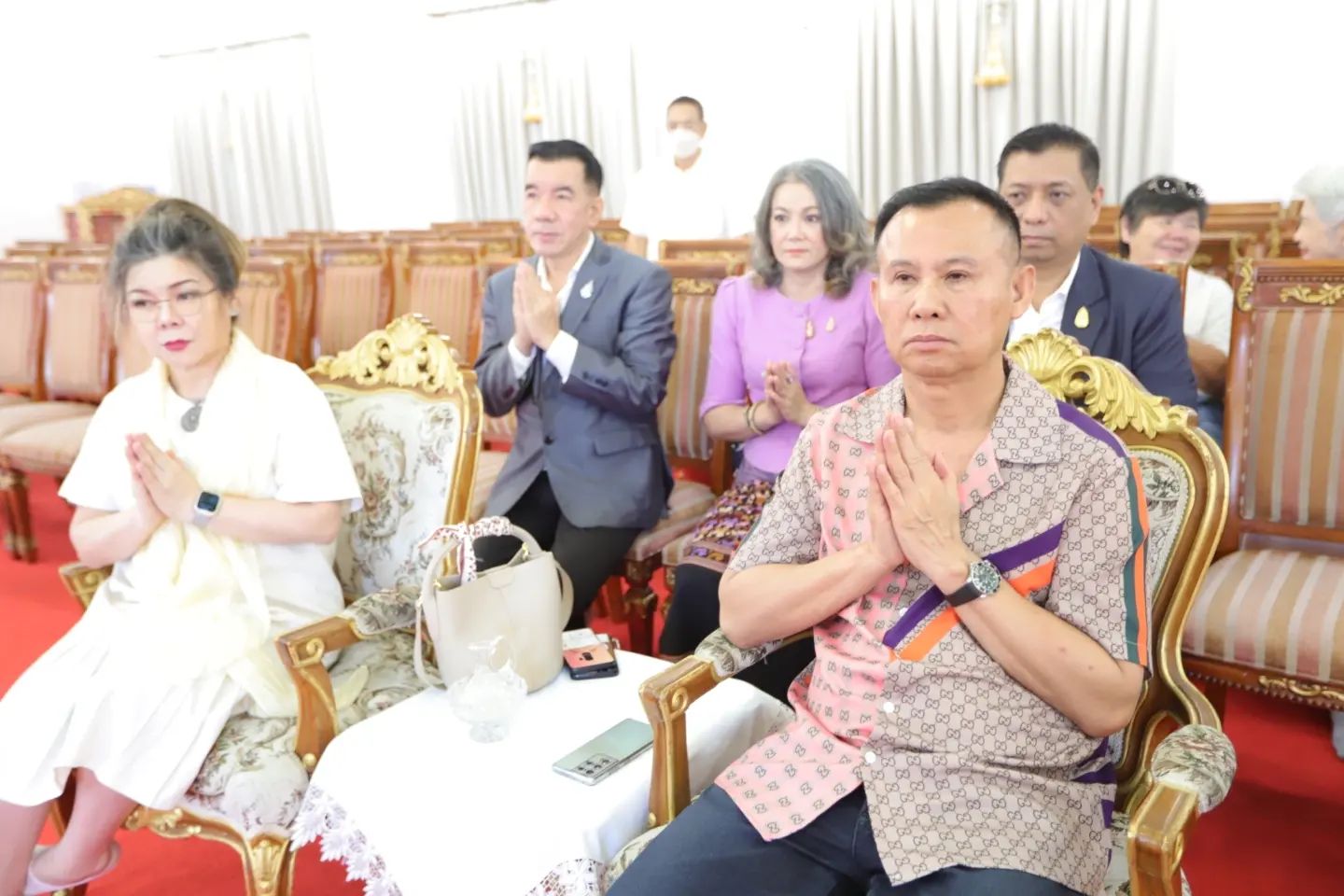 อี๊ฟ - พุทธธิดา ศิระฉายา