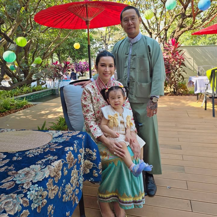 อี๊ฟ - พุทธธิดา ศิระฉายา