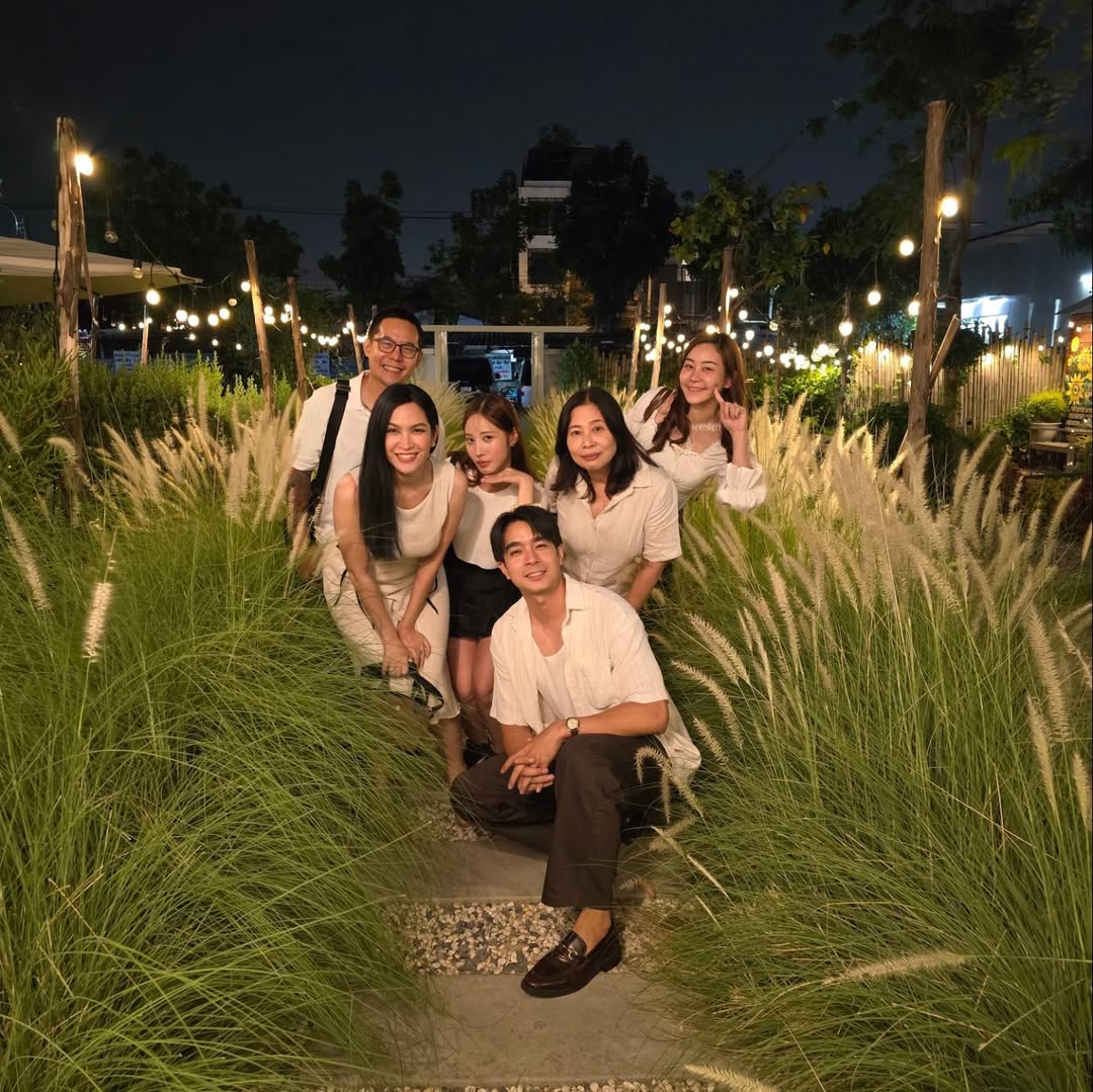 อี๊ฟ - พุทธธิดา ศิระฉายา