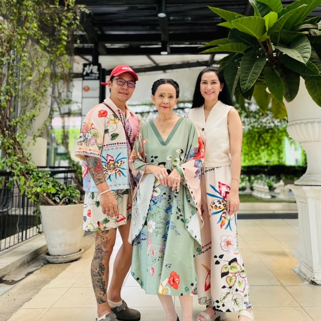 อี๊ฟ - พุทธธิดา ศิระฉายา