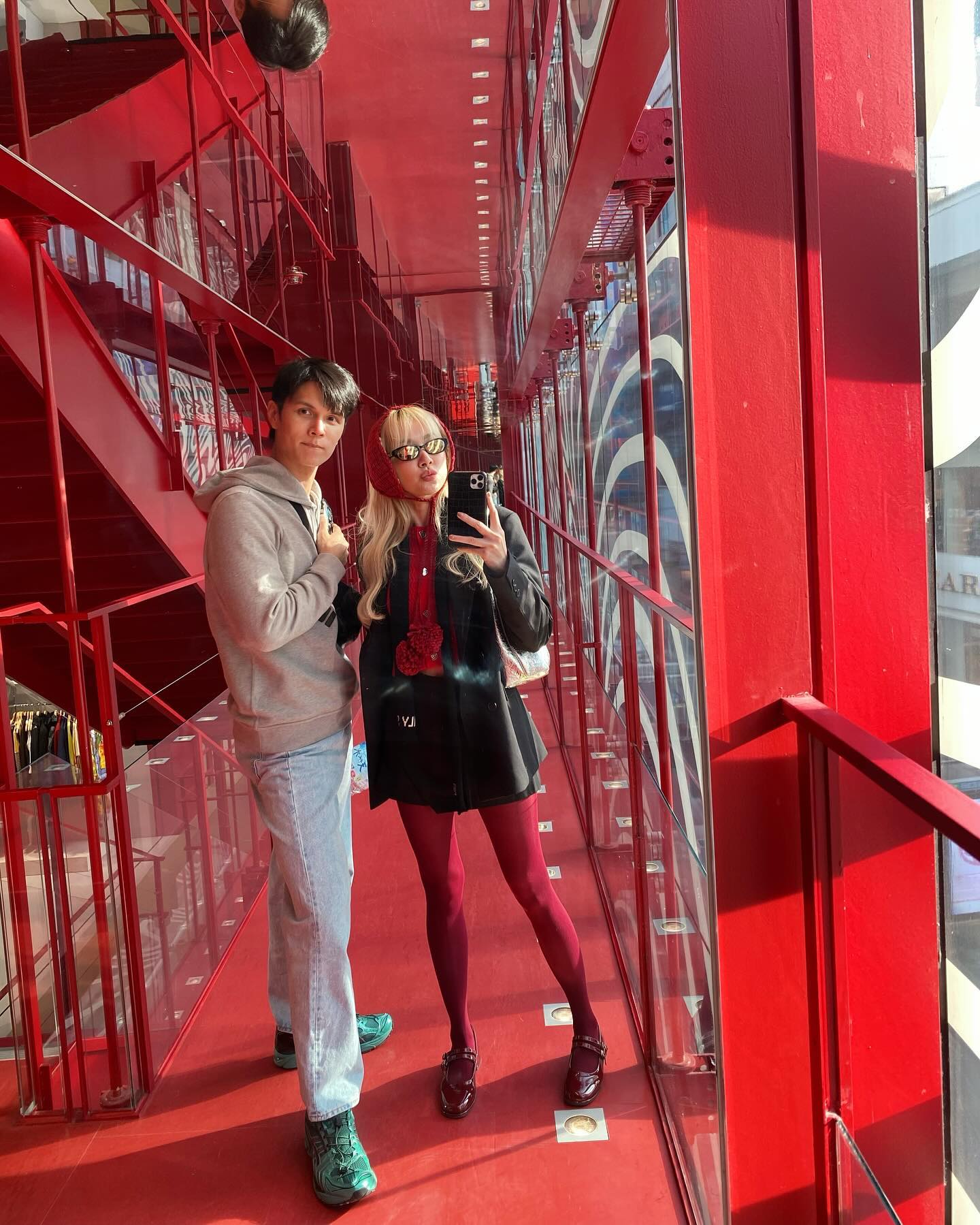 โฟร์ - ศกลรัตน์ วรอุไร