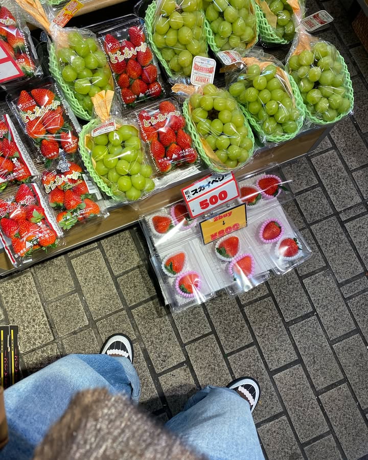 โฟร์ - ศกลรัตน์ วรอุไร