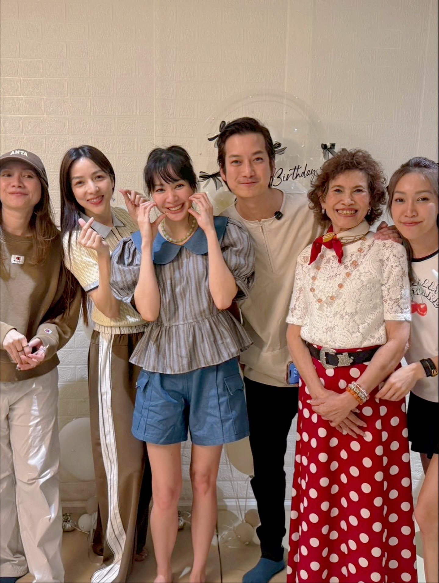 โฟร์ - ศกลรัตน์ วรอุไร