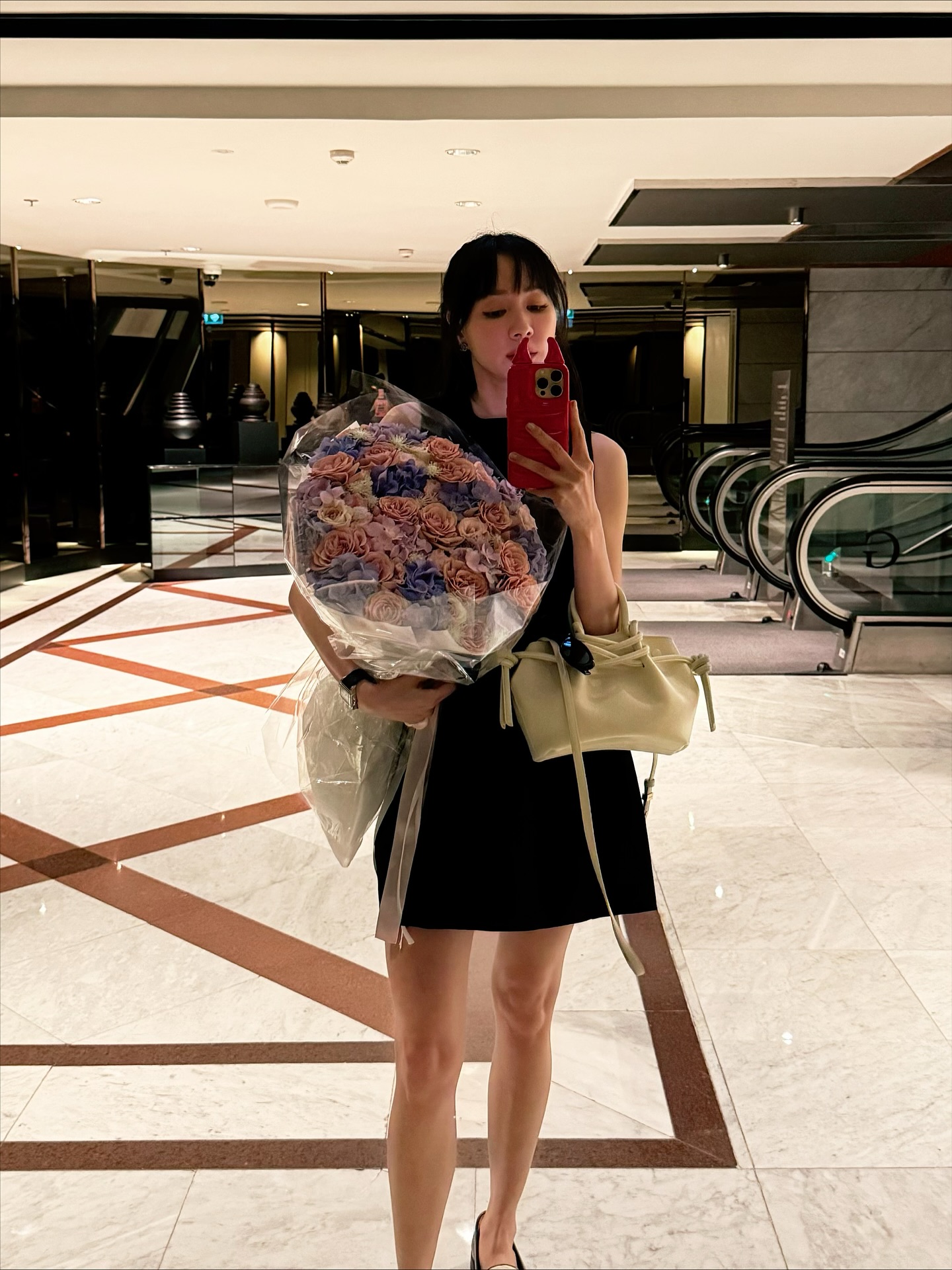 โฟร์ - ศกลรัตน์ วรอุไร