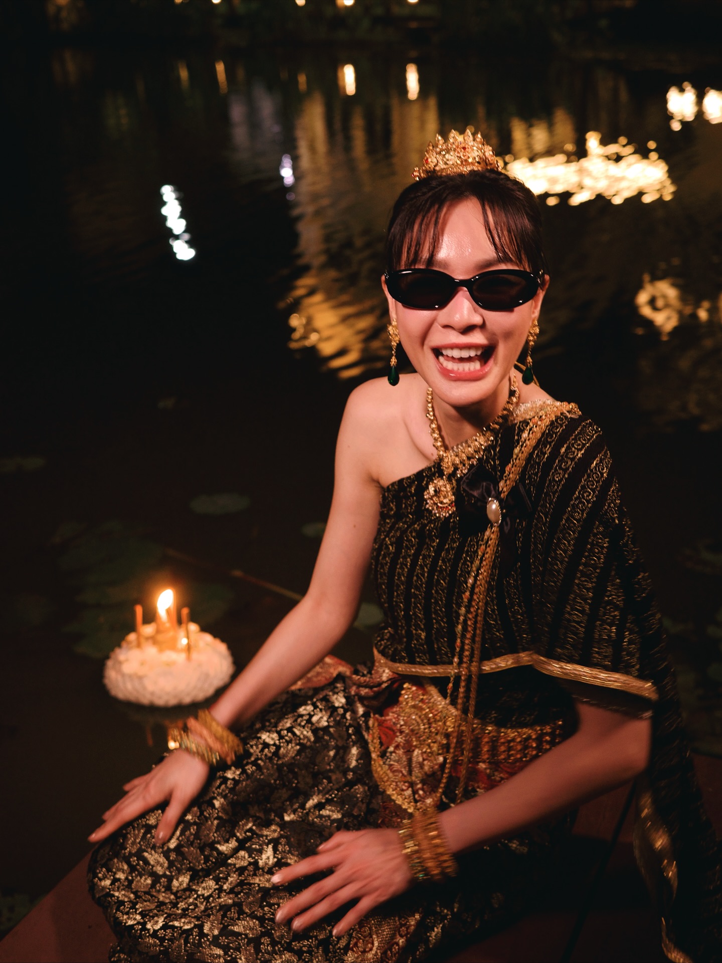 โฟร์ - ศกลรัตน์ วรอุไร