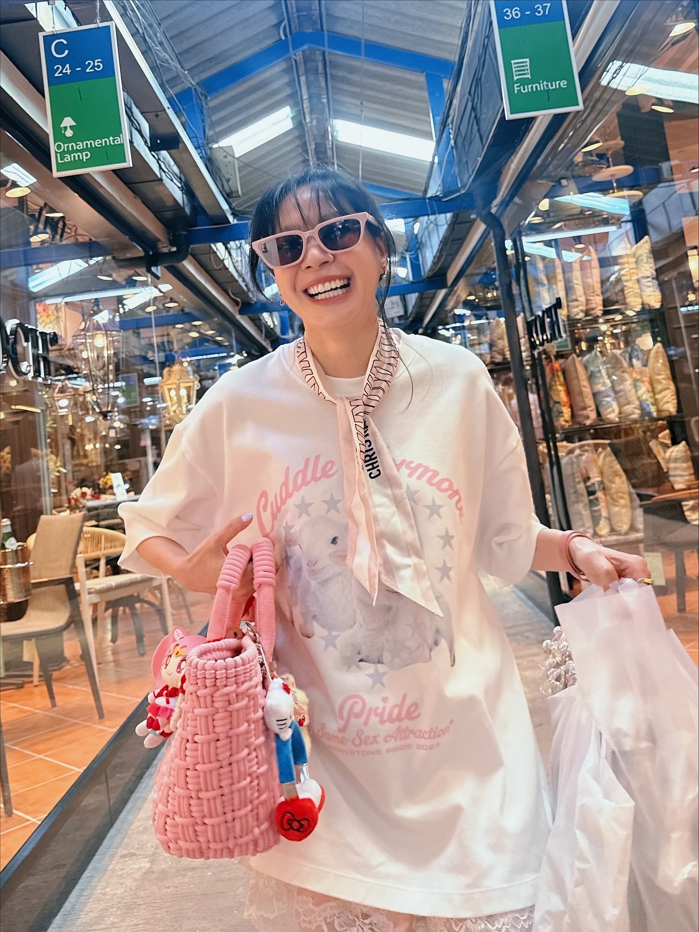 โฟร์ - ศกลรัตน์ วรอุไร