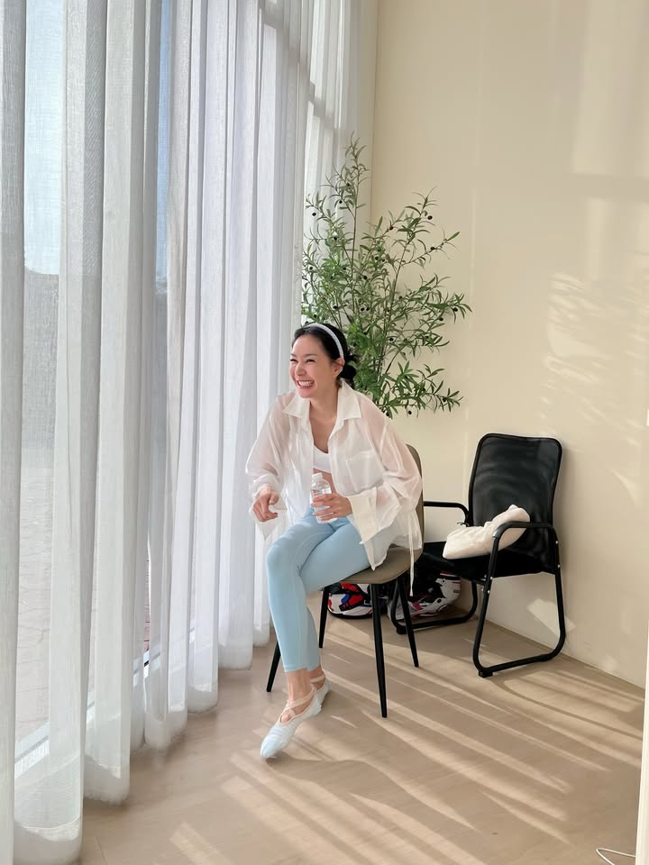 โฟร์ - ศกลรัตน์ วรอุไร