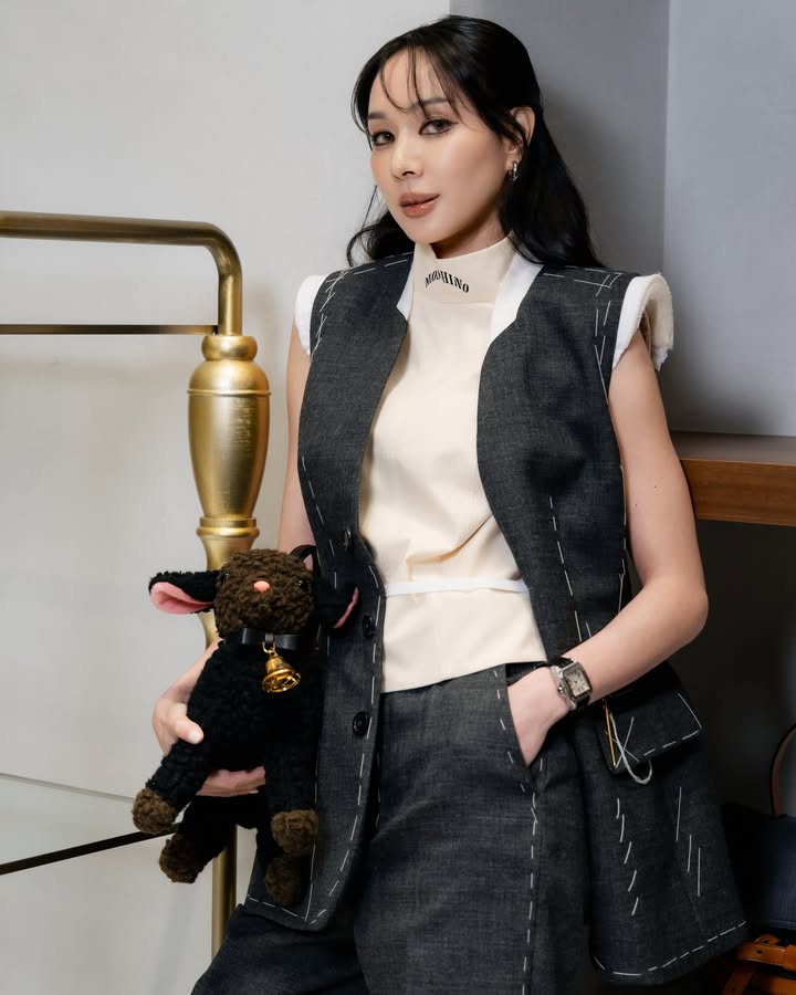 โฟร์ - ศกลรัตน์ วรอุไร