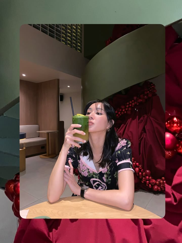 โฟร์ - ศกลรัตน์ วรอุไร