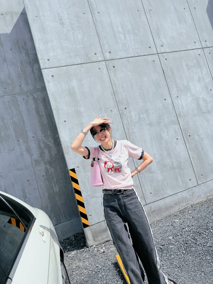 โฟร์ - ศกลรัตน์ วรอุไร