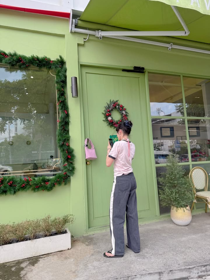 โฟร์ - ศกลรัตน์ วรอุไร