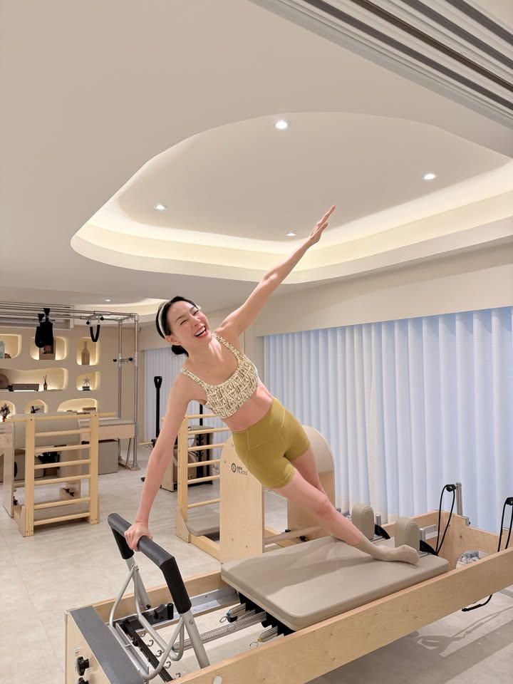 โฟร์ - ศกลรัตน์ วรอุไร