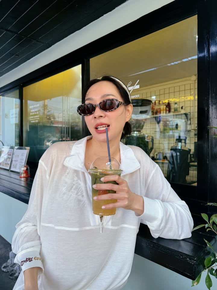 โฟร์ - ศกลรัตน์ วรอุไร