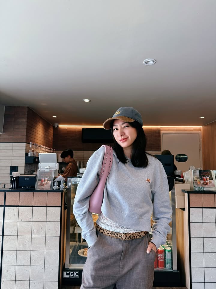 โฟร์ - ศกลรัตน์ วรอุไร