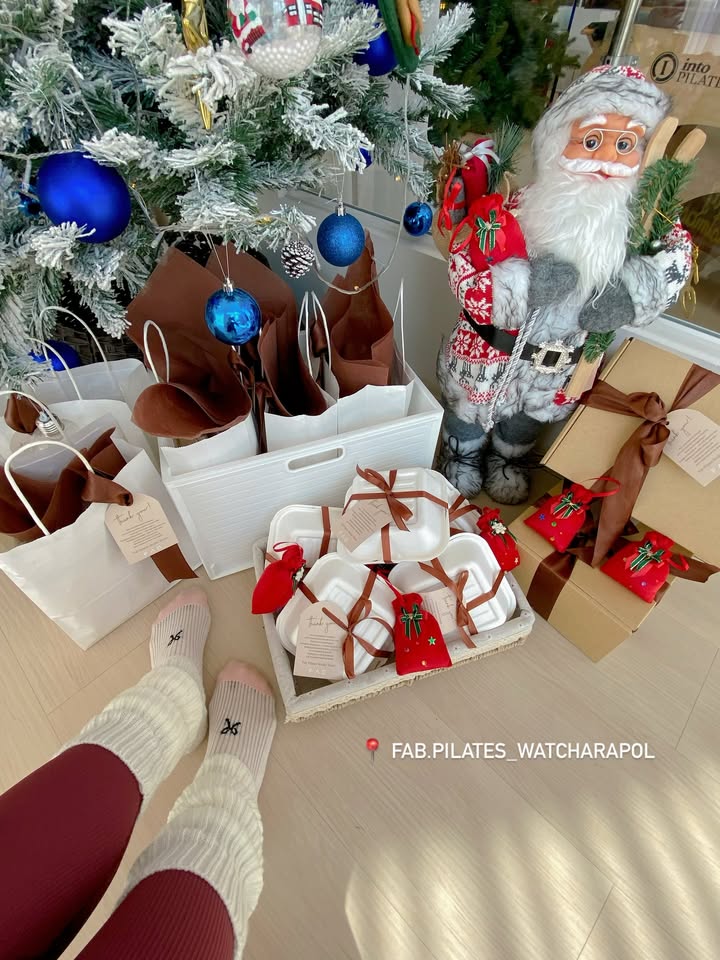 โฟร์ - ศกลรัตน์ วรอุไร