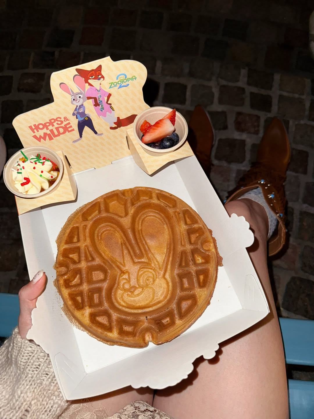 โฟร์ - ศกลรัตน์ วรอุไร