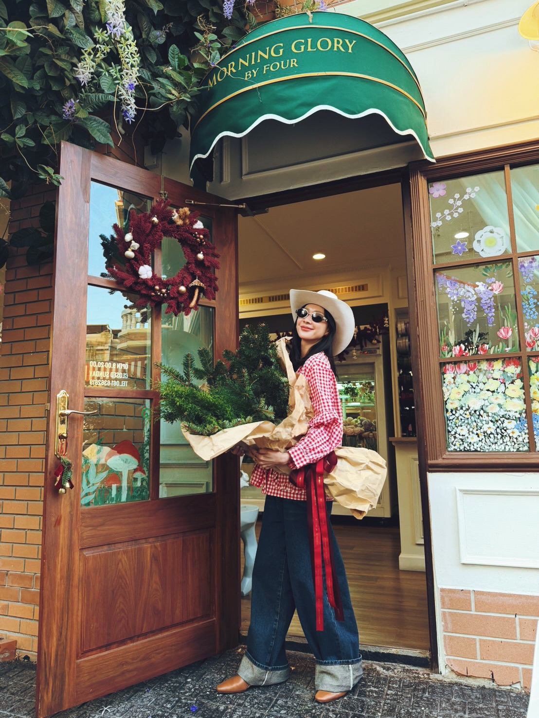 โฟร์ - ศกลรัตน์ วรอุไร