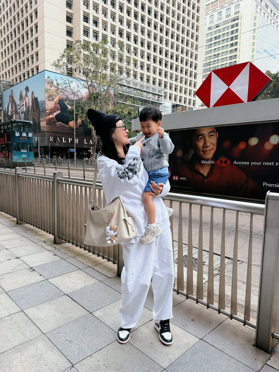 โฟร์ - ศกลรัตน์ วรอุไร