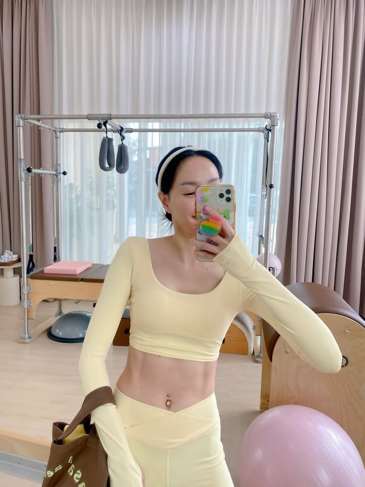 โฟร์ - ศกลรัตน์ วรอุไร