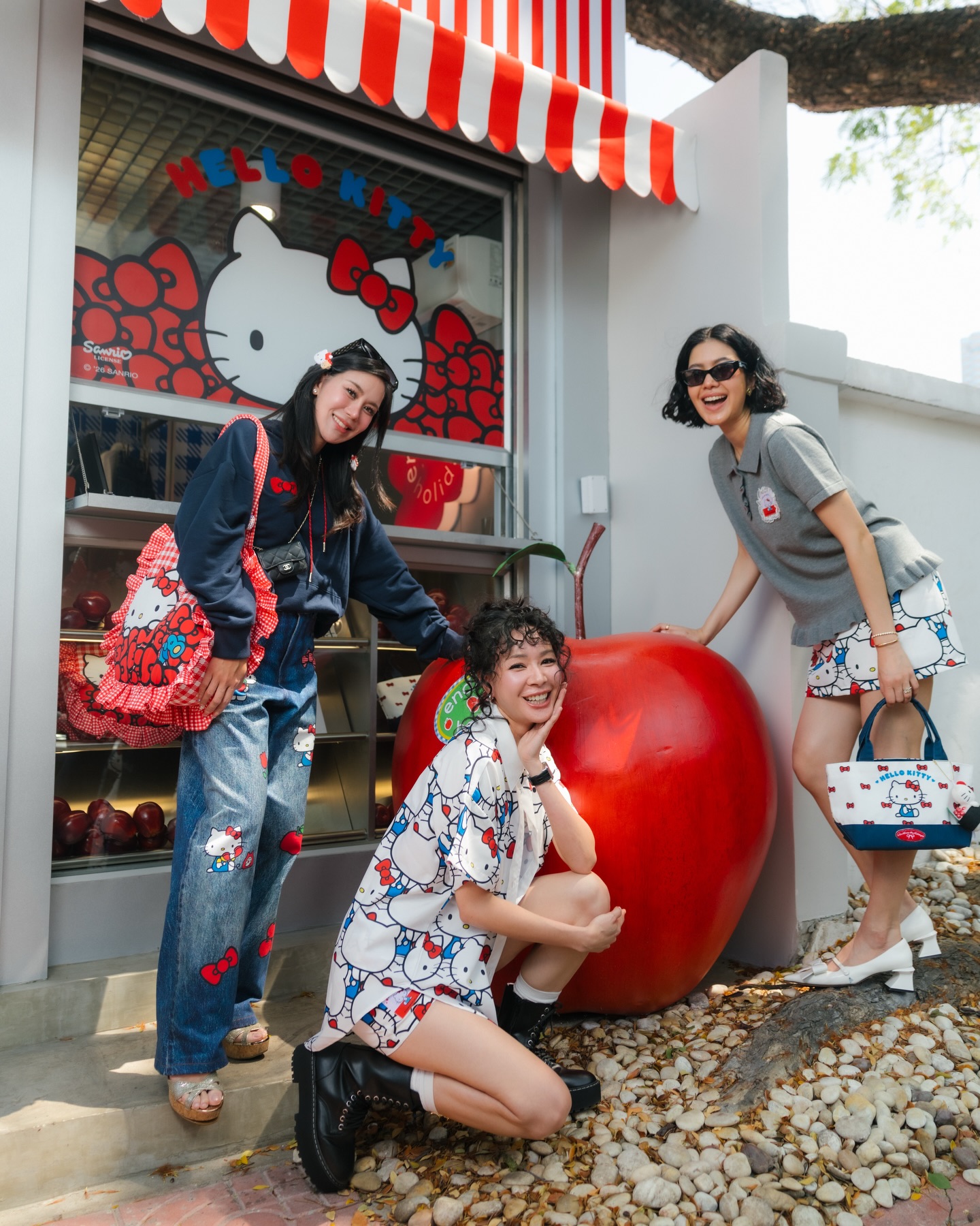 โฟร์ - ศกลรัตน์ วรอุไร