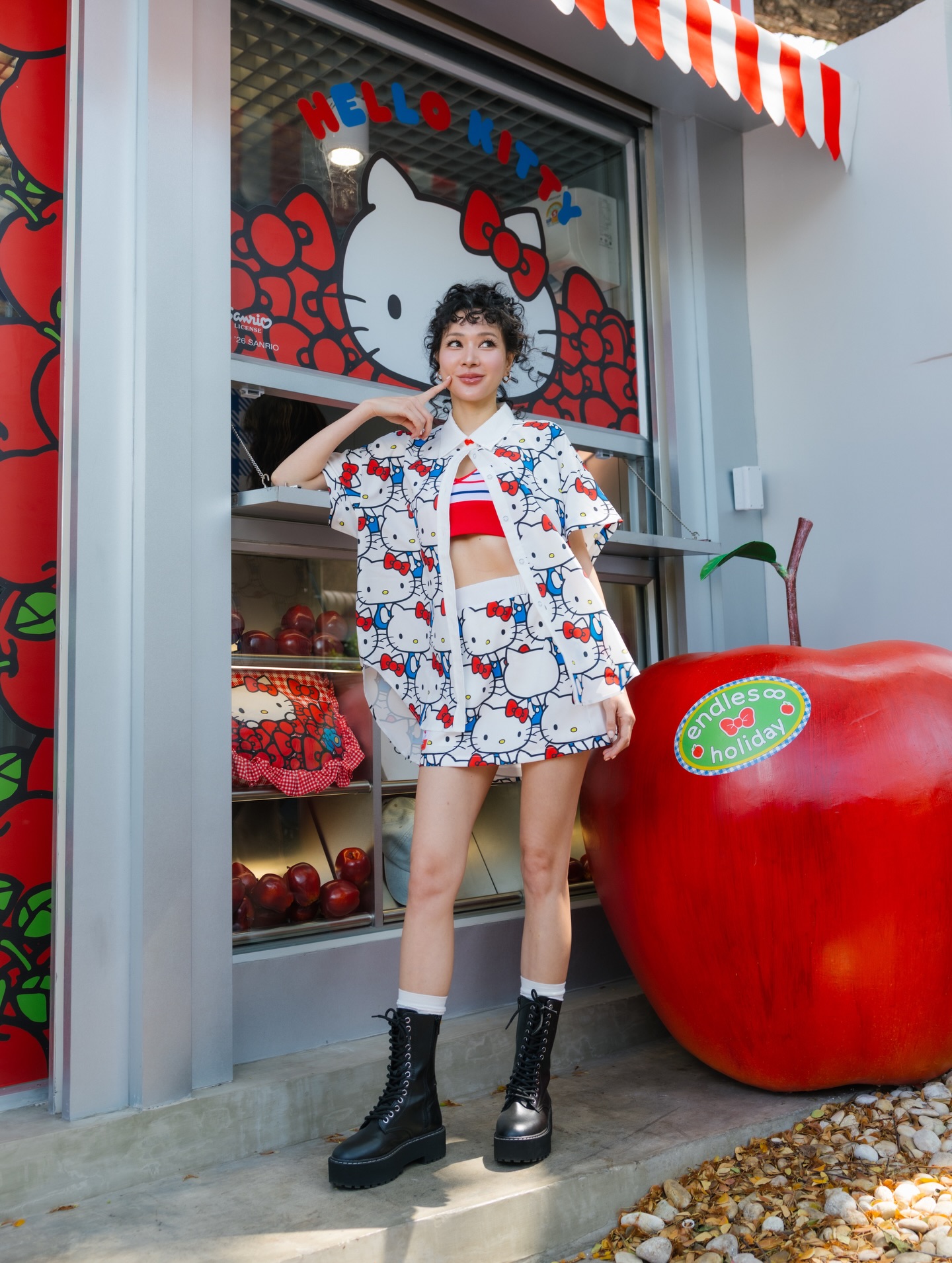 โฟร์ - ศกลรัตน์ วรอุไร