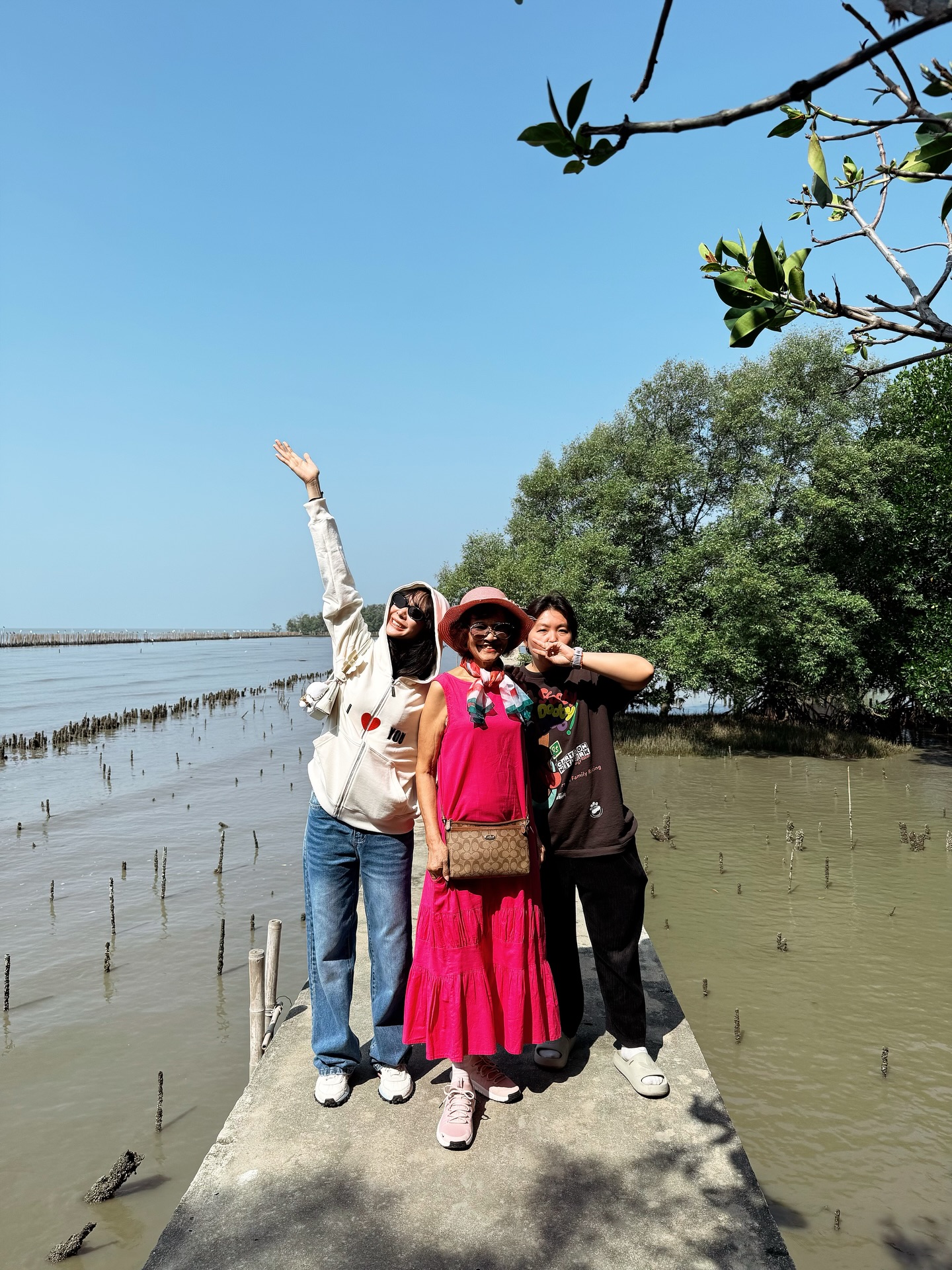 โฟร์ - ศกลรัตน์ วรอุไร