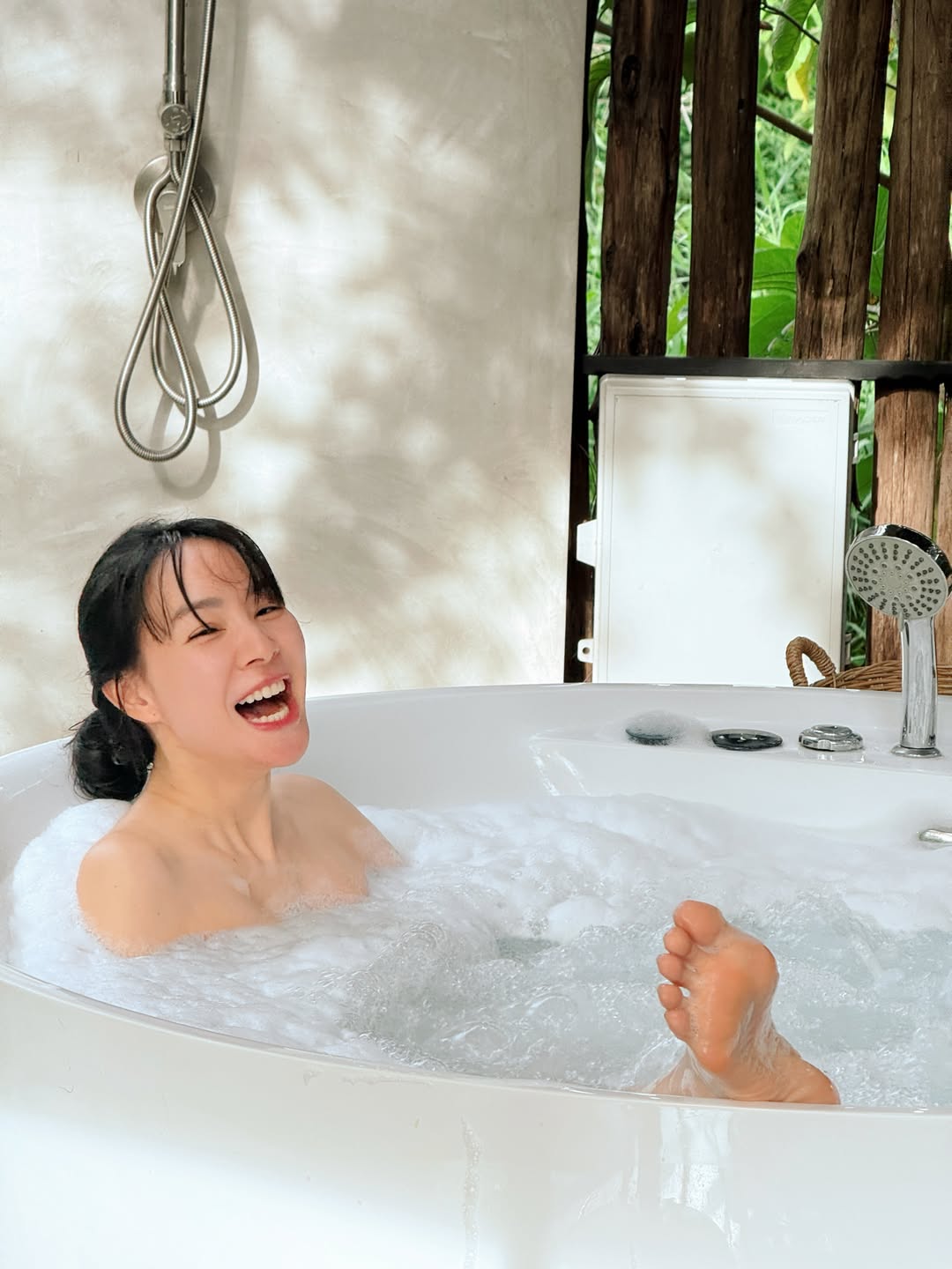โฟร์ - ศกลรัตน์ วรอุไร