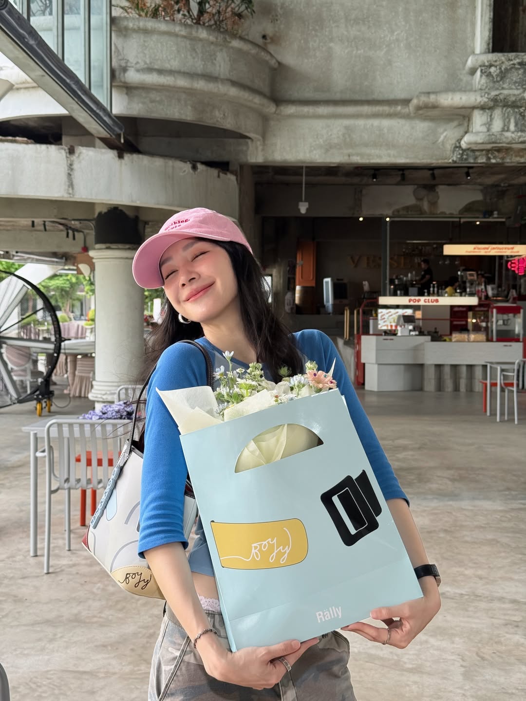 โฟร์ - ศกลรัตน์ วรอุไร