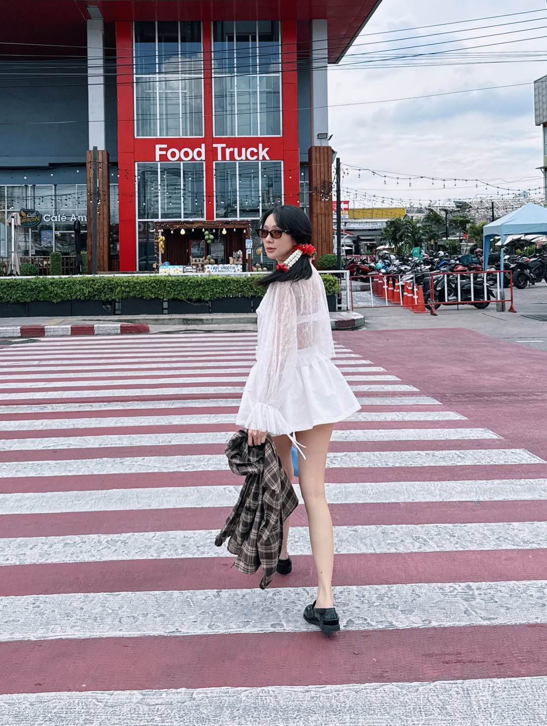 โฟร์ - ศกลรัตน์ วรอุไร