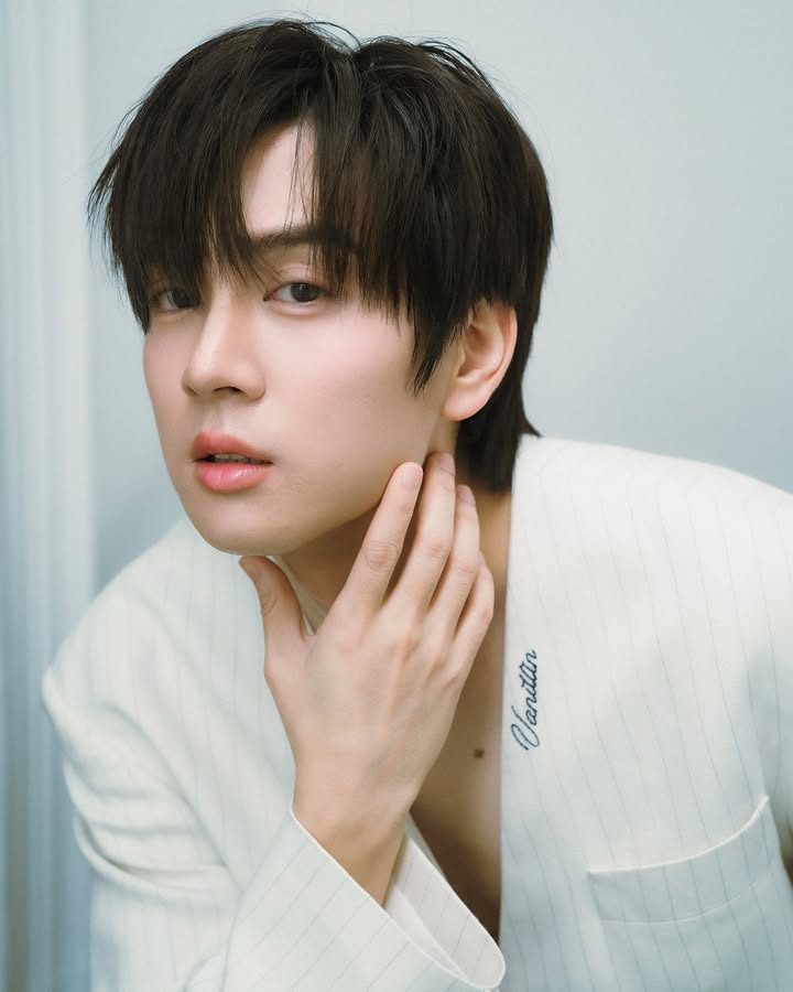 ภณ - ธนภณ เอี่ยมกำชัย