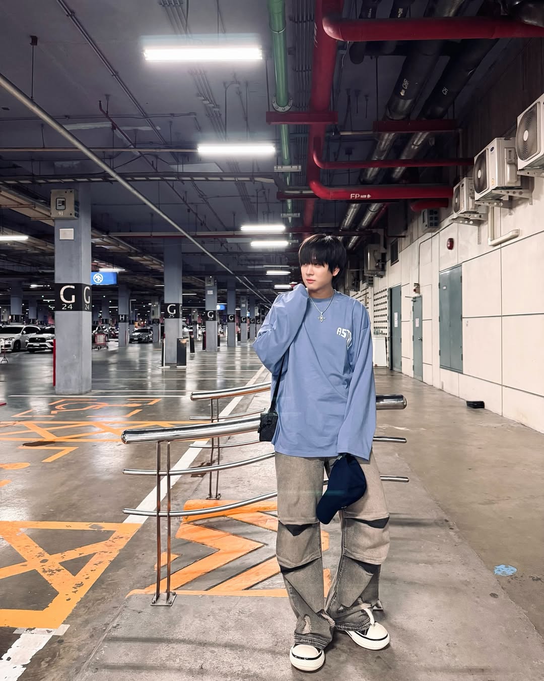 ภณ - ธนภณ เอี่ยมกำชัย
