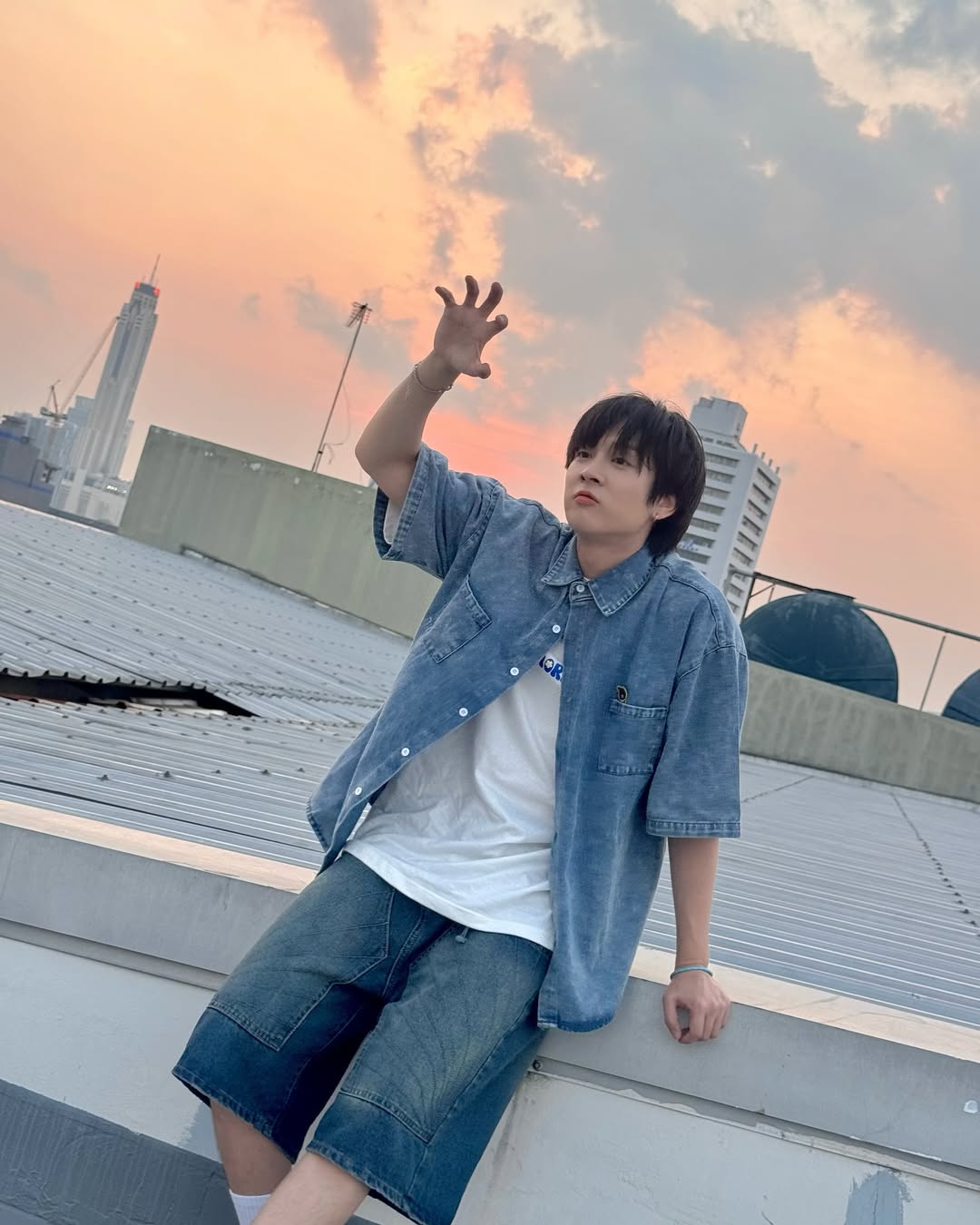 ภณ - ธนภณ เอี่ยมกำชัย