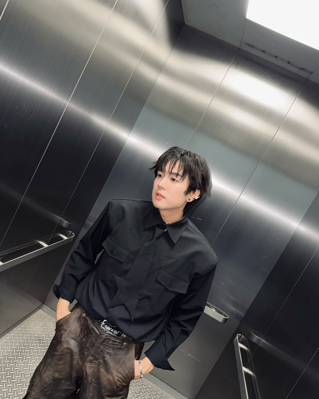 ภณ - ธนภณ เอี่ยมกำชัย