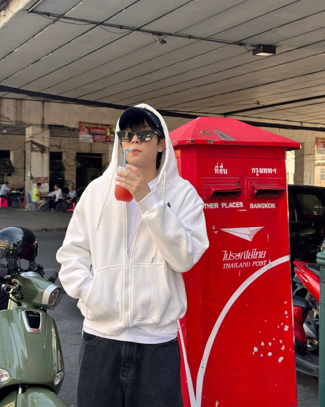 ภณ - ธนภณ เอี่ยมกำชัย
