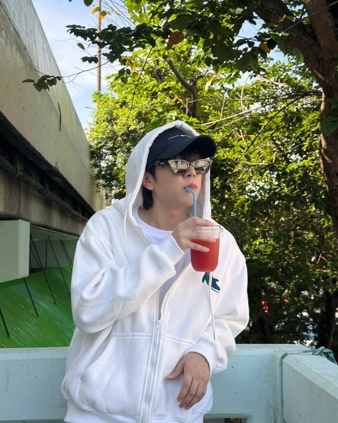 ภณ - ธนภณ เอี่ยมกำชัย