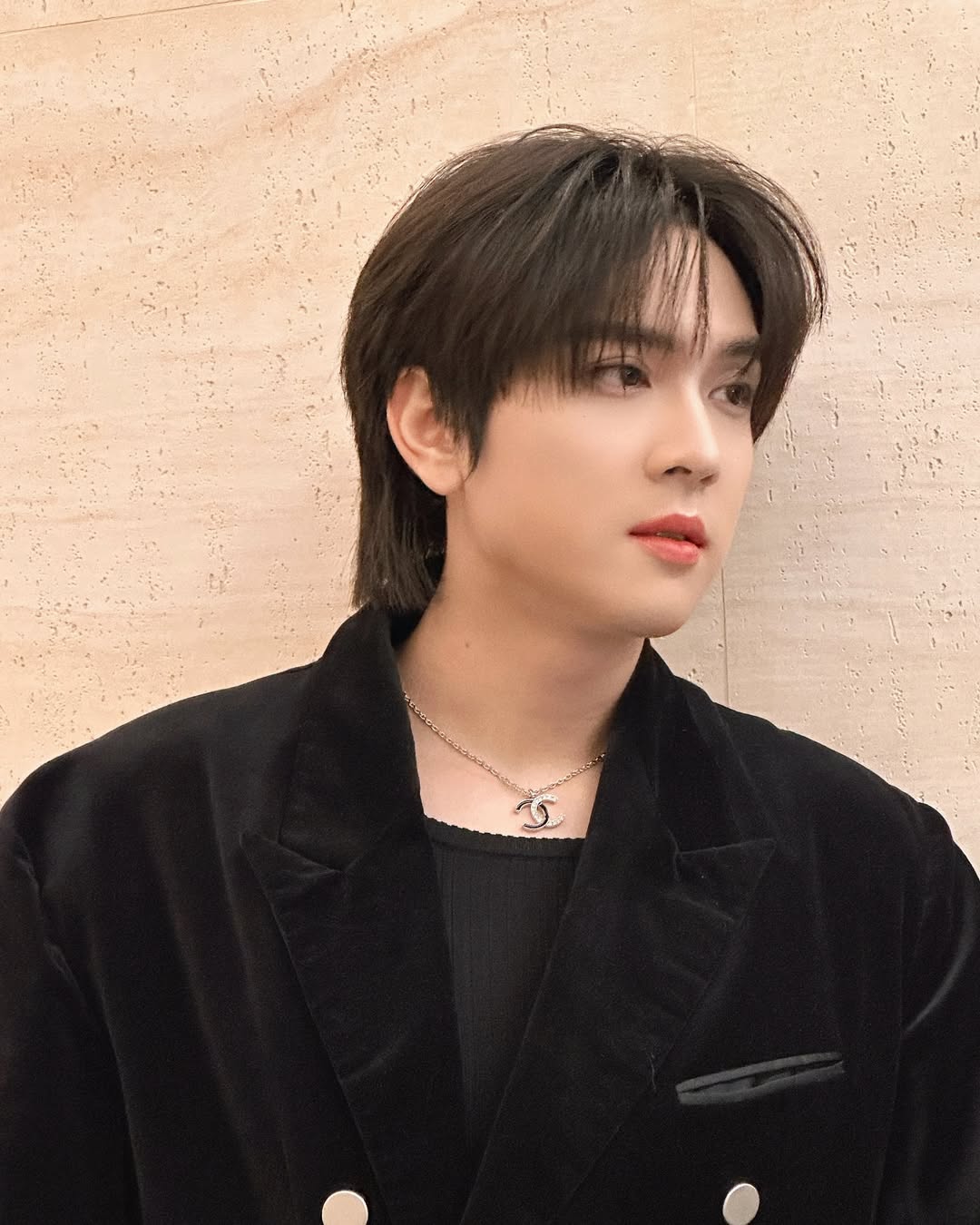 ภณ - ธนภณ เอี่ยมกำชัย