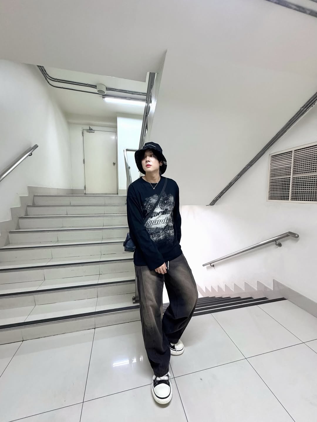 ภณ - ธนภณ เอี่ยมกำชัย
