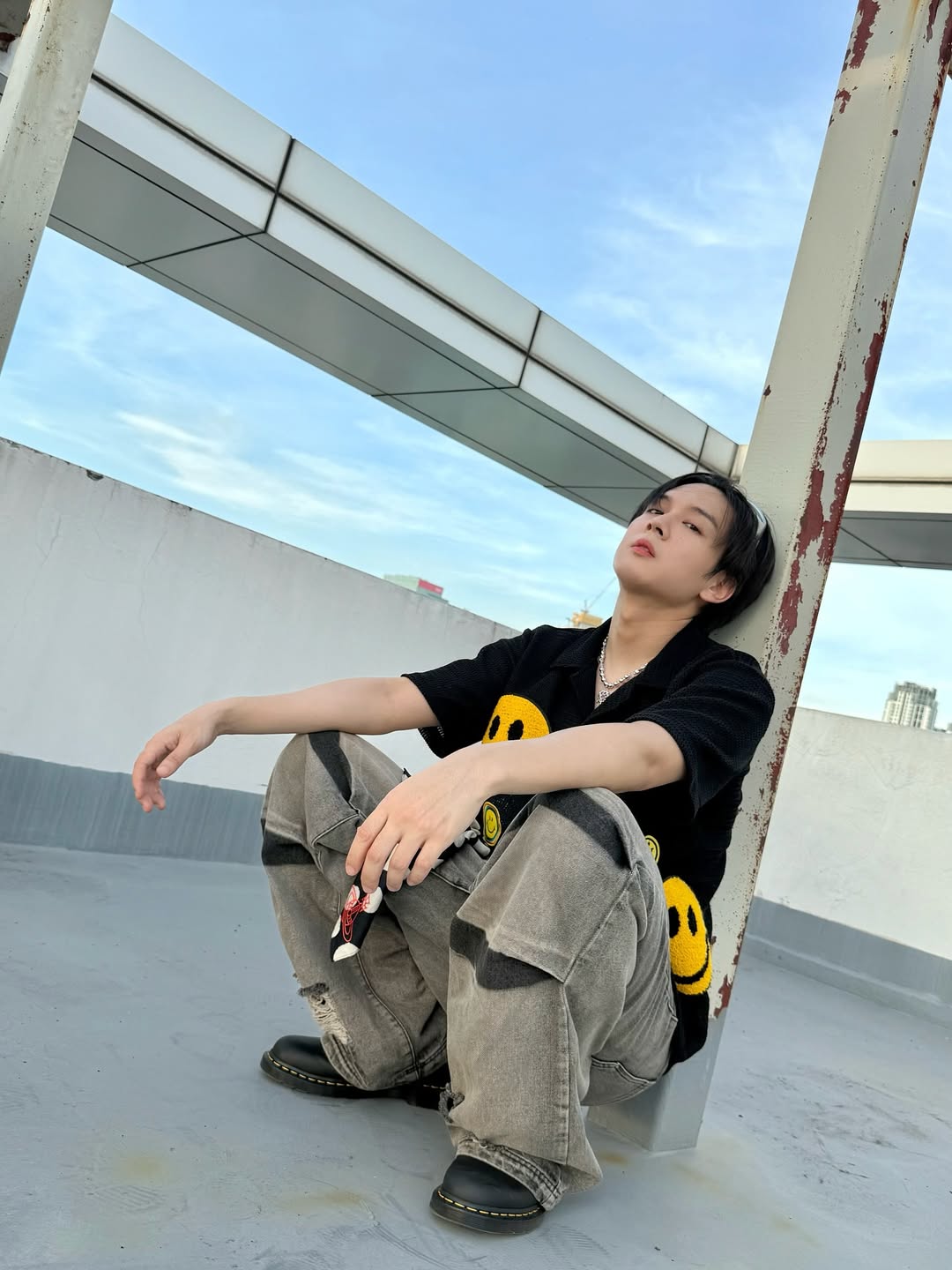 ภณ - ธนภณ เอี่ยมกำชัย