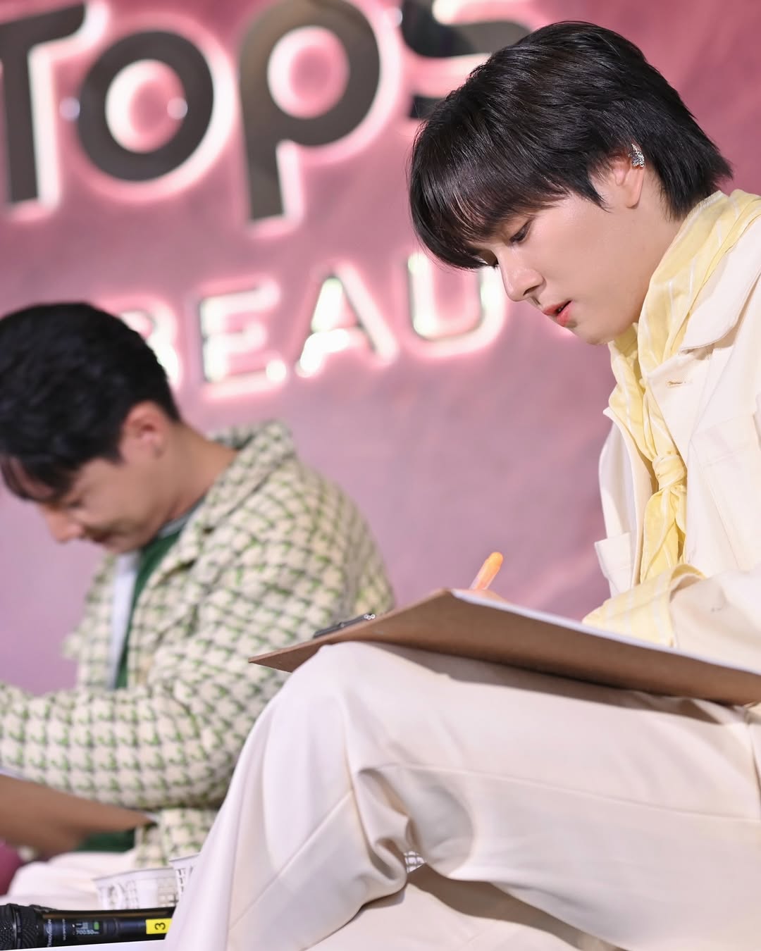 ภณ - ธนภณ เอี่ยมกำชัย