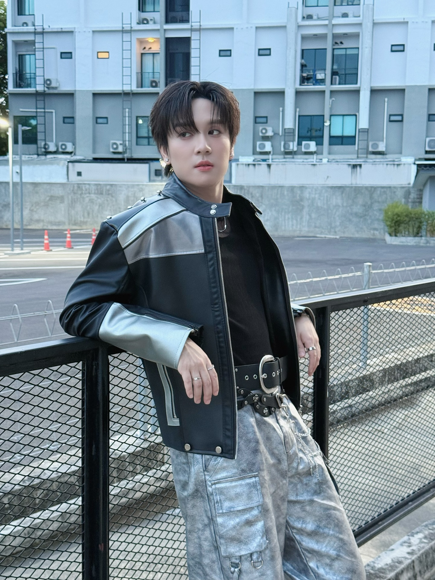 ภณ - ธนภณ เอี่ยมกำชัย