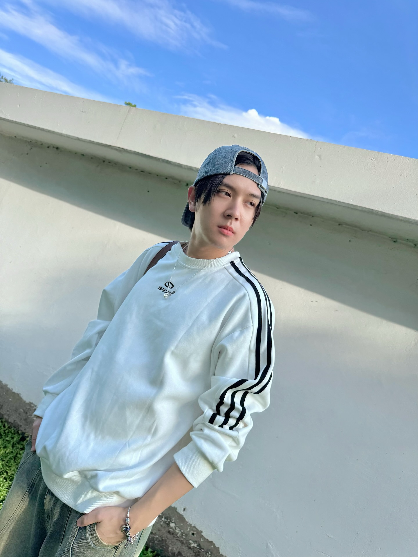 ภณ - ธนภณ เอี่ยมกำชัย