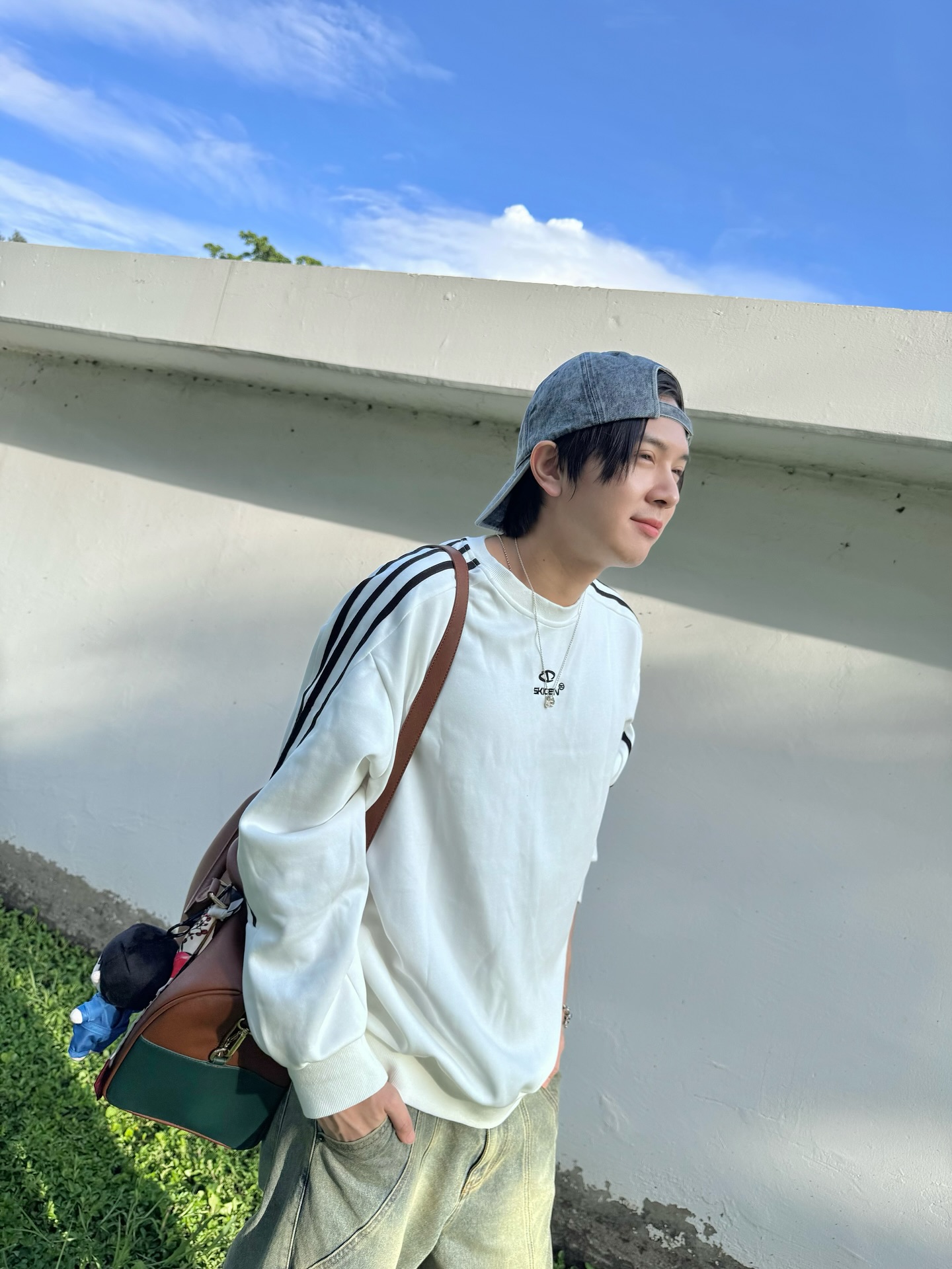 ภณ - ธนภณ เอี่ยมกำชัย
