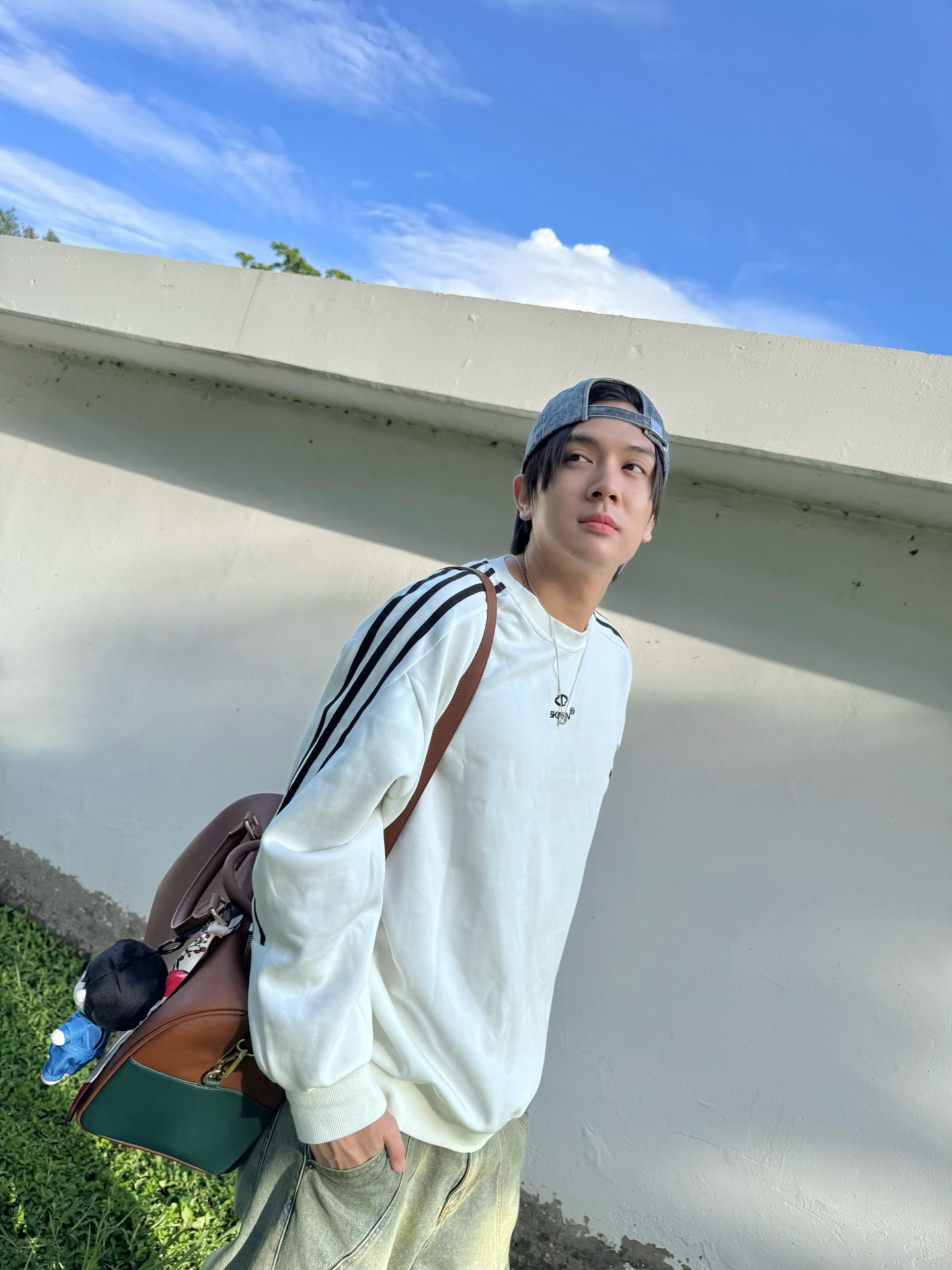 ภณ - ธนภณ เอี่ยมกำชัย