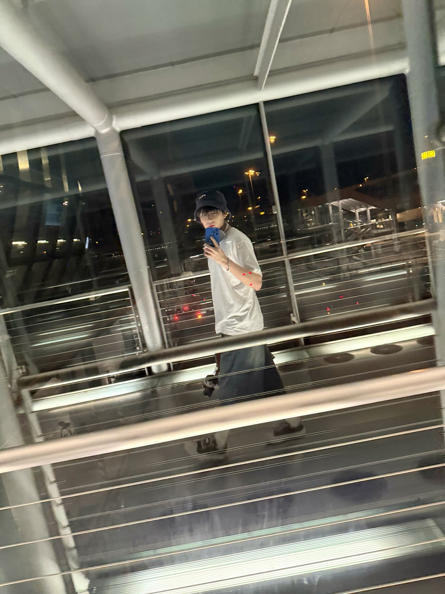 ภณ - ธนภณ เอี่ยมกำชัย