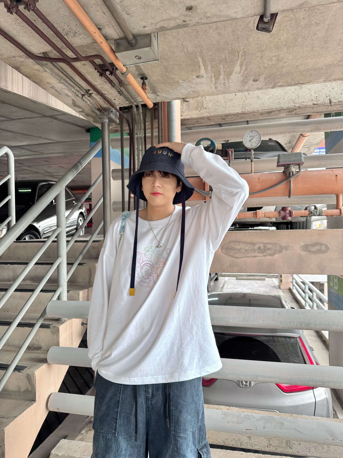 ภณ - ธนภณ เอี่ยมกำชัย